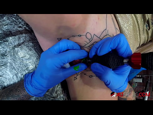 ❤️ Sully Savage, moi tatuada, tatuouse no clítoris ❤️ Sexo na pornografía gl.analizatorkrovi.ru ️❤